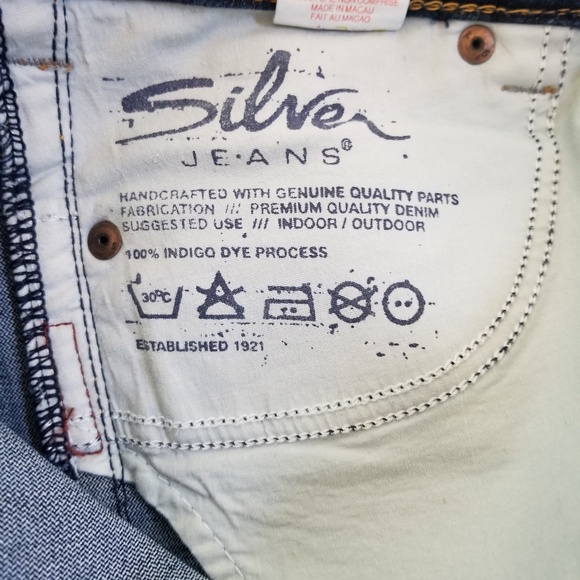 Silver‎ Jeans Karli Distressed Bermuda Jean Shorts Size 30 - Picture 10 of 12